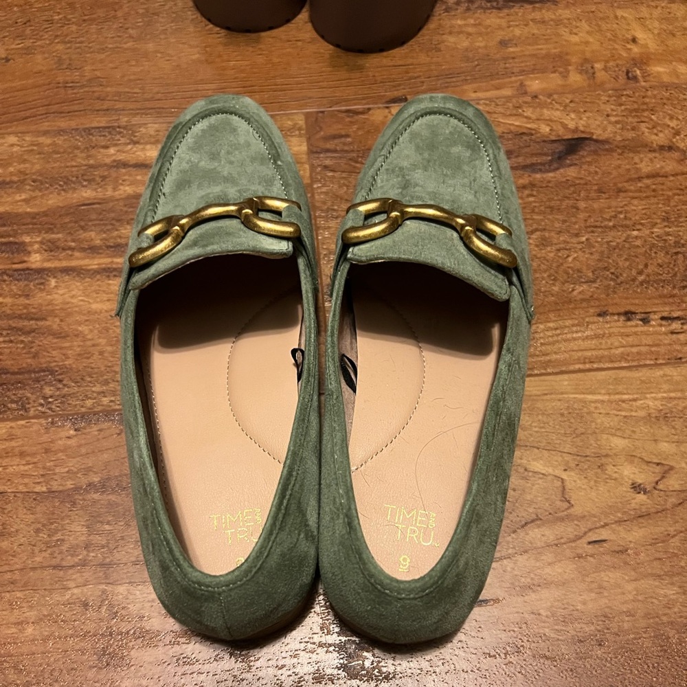 Time& Tru Green loafers with gold buckle